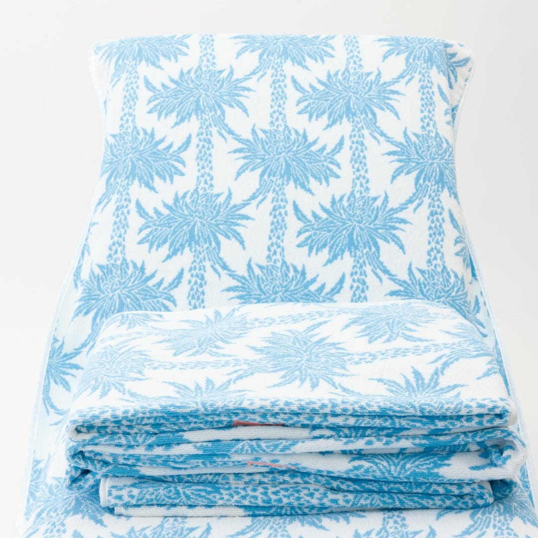 Meg Braff x Weezie Pool Lounge Cover Bundle 16 Meg Braff x Weezie Pool Lounge Cover Bundle