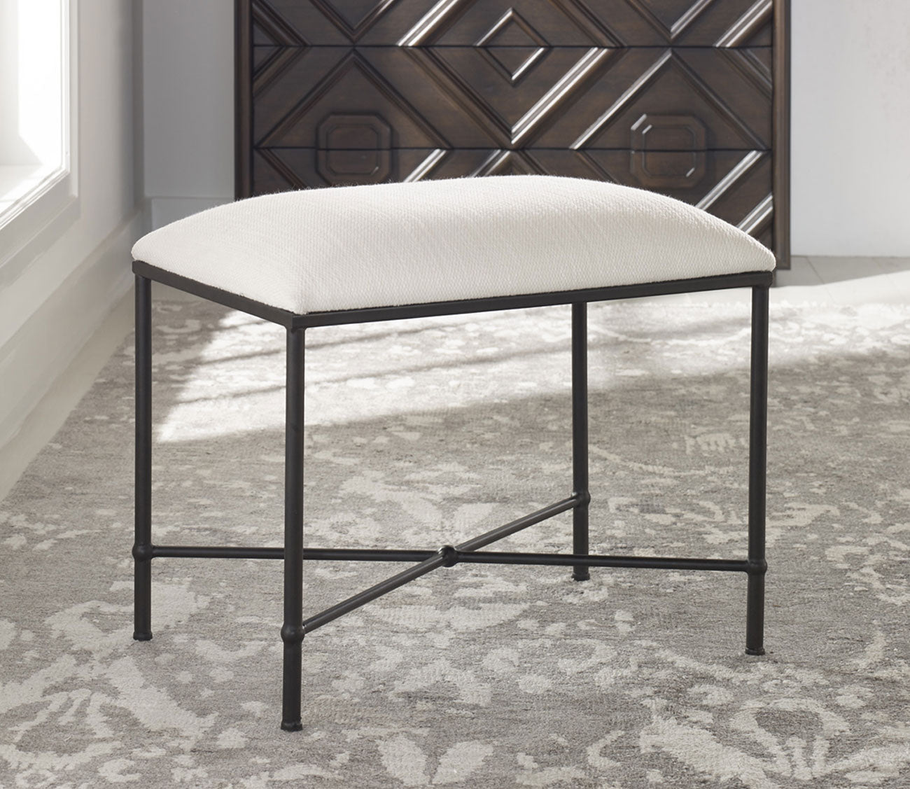 Avenham Small Black Framed Bench