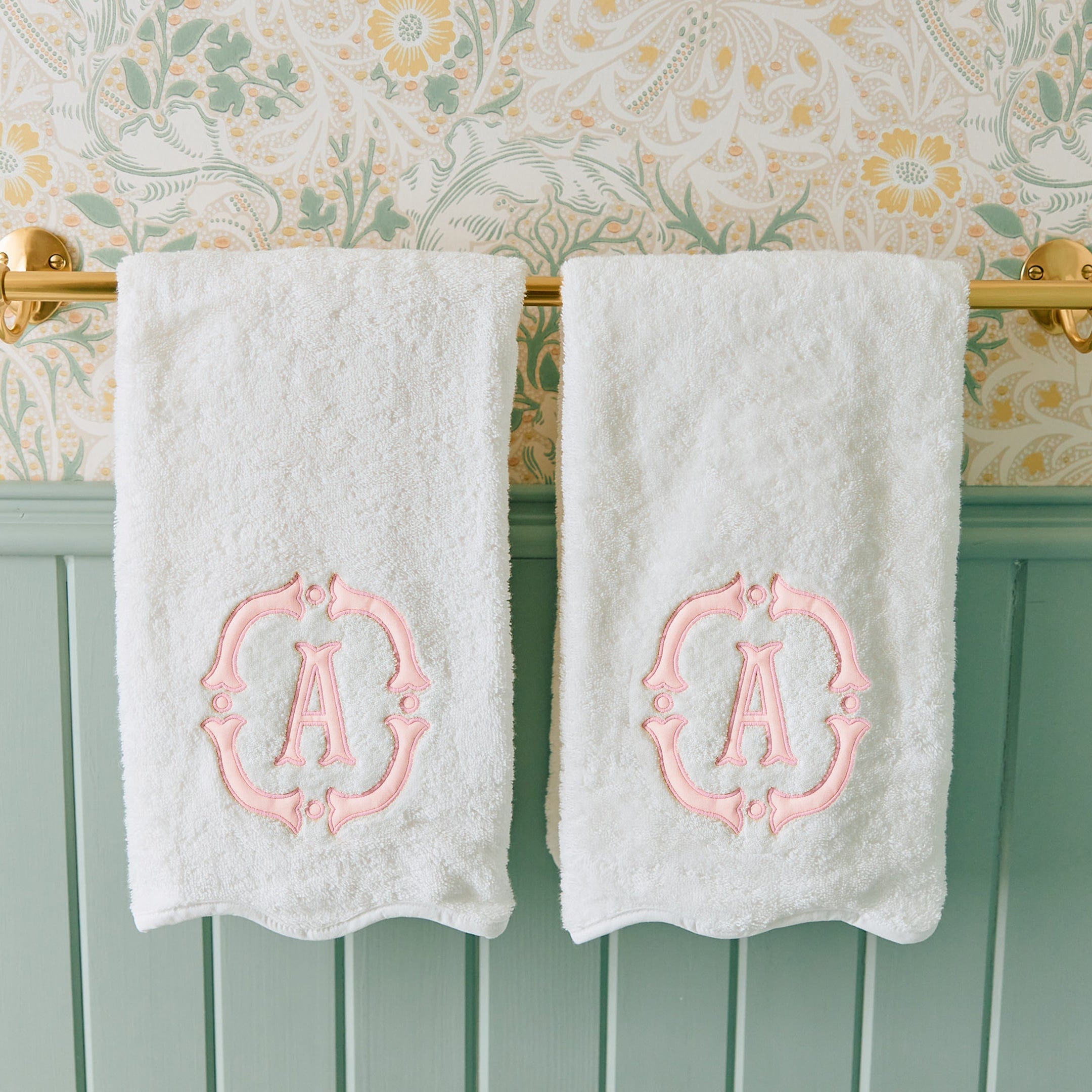 Scallop Bathroom Bundle (11 pieces) 11 Scallop Bathroom Bundle (11 pieces)