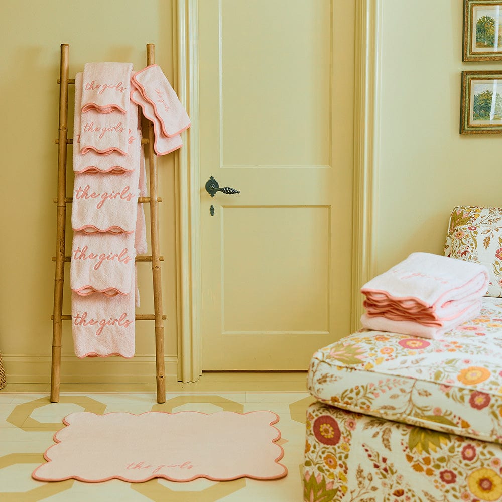 Scallop Bathroom Bundle (11 pieces) 19 Scallop Bathroom Bundle (11 pieces)