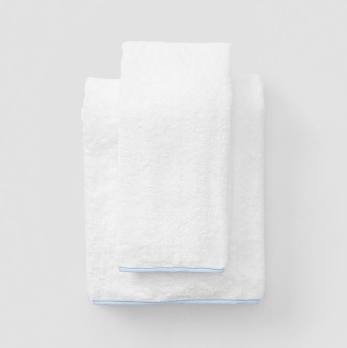 Signature Bathroom Bundle (11 pieces) 22 Signature Bathroom Bundle (11 pieces)