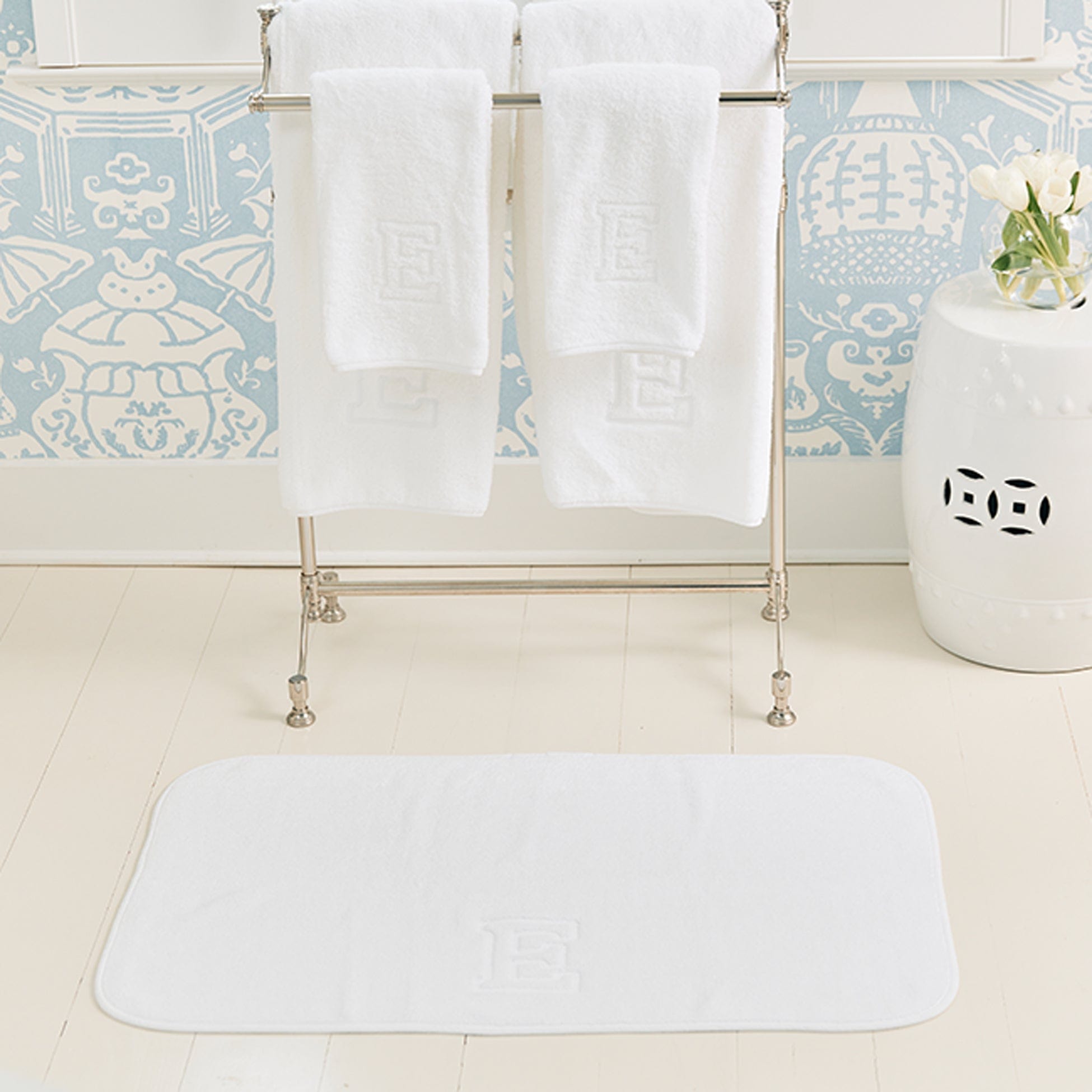 Signature Bathroom Bundle (11 pieces) 4 Signature Bathroom Bundle (11 pieces)