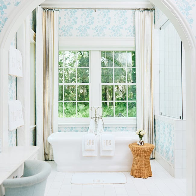 Signature Bathroom Bundle (11 pieces) 37 Signature Bathroom Bundle (11 pieces)