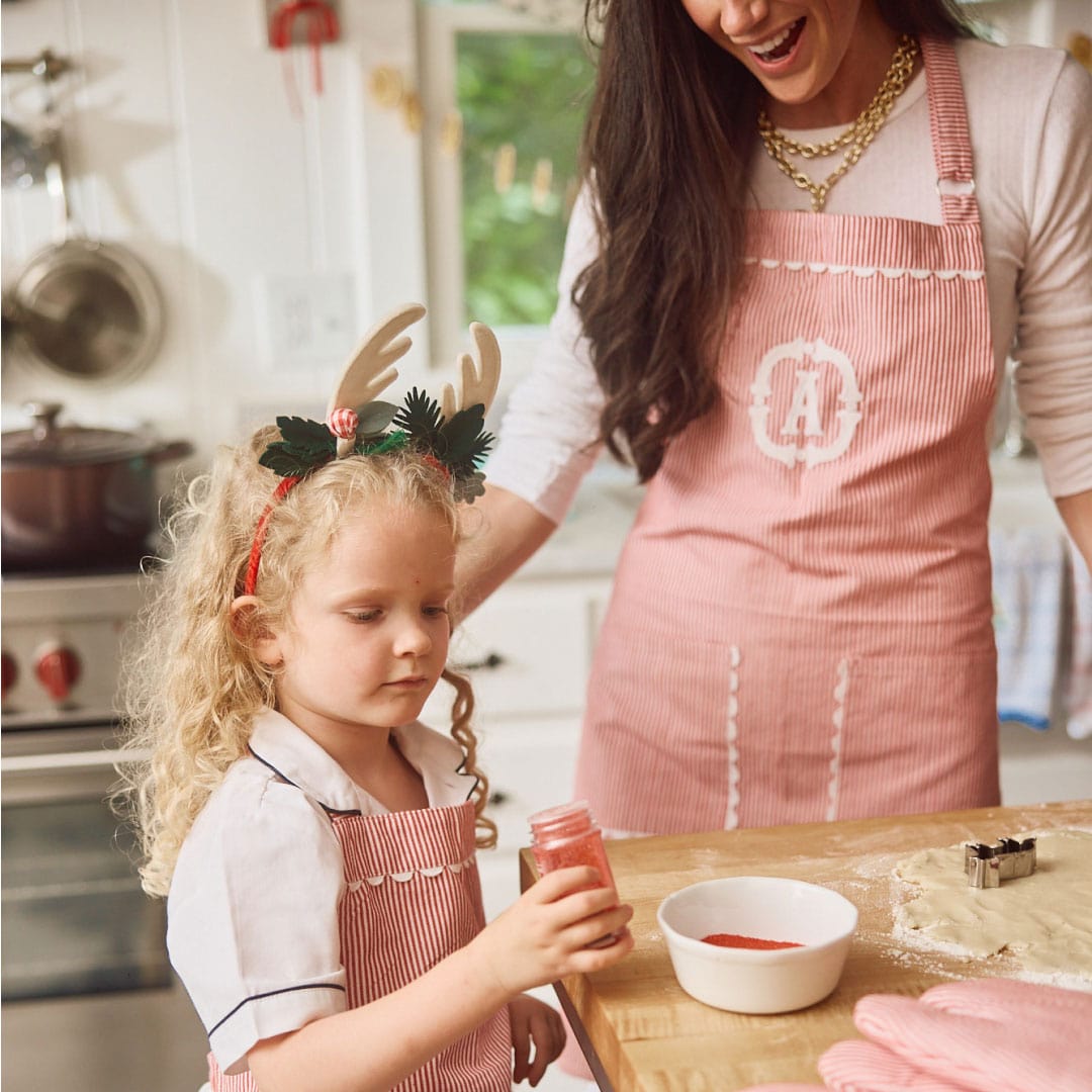 Women’s Apron 6 Women’s Apron