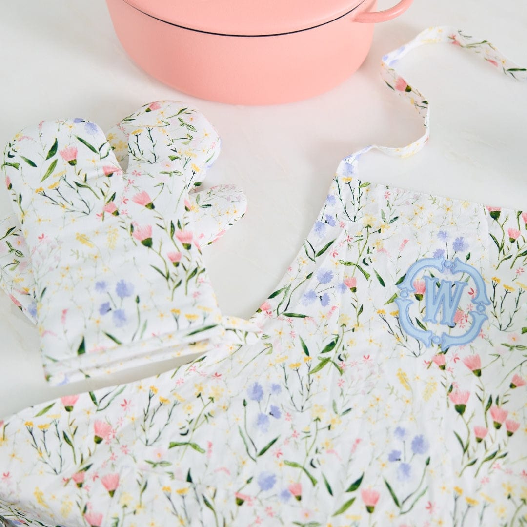 Women’s Apron and Oven Mitt Set