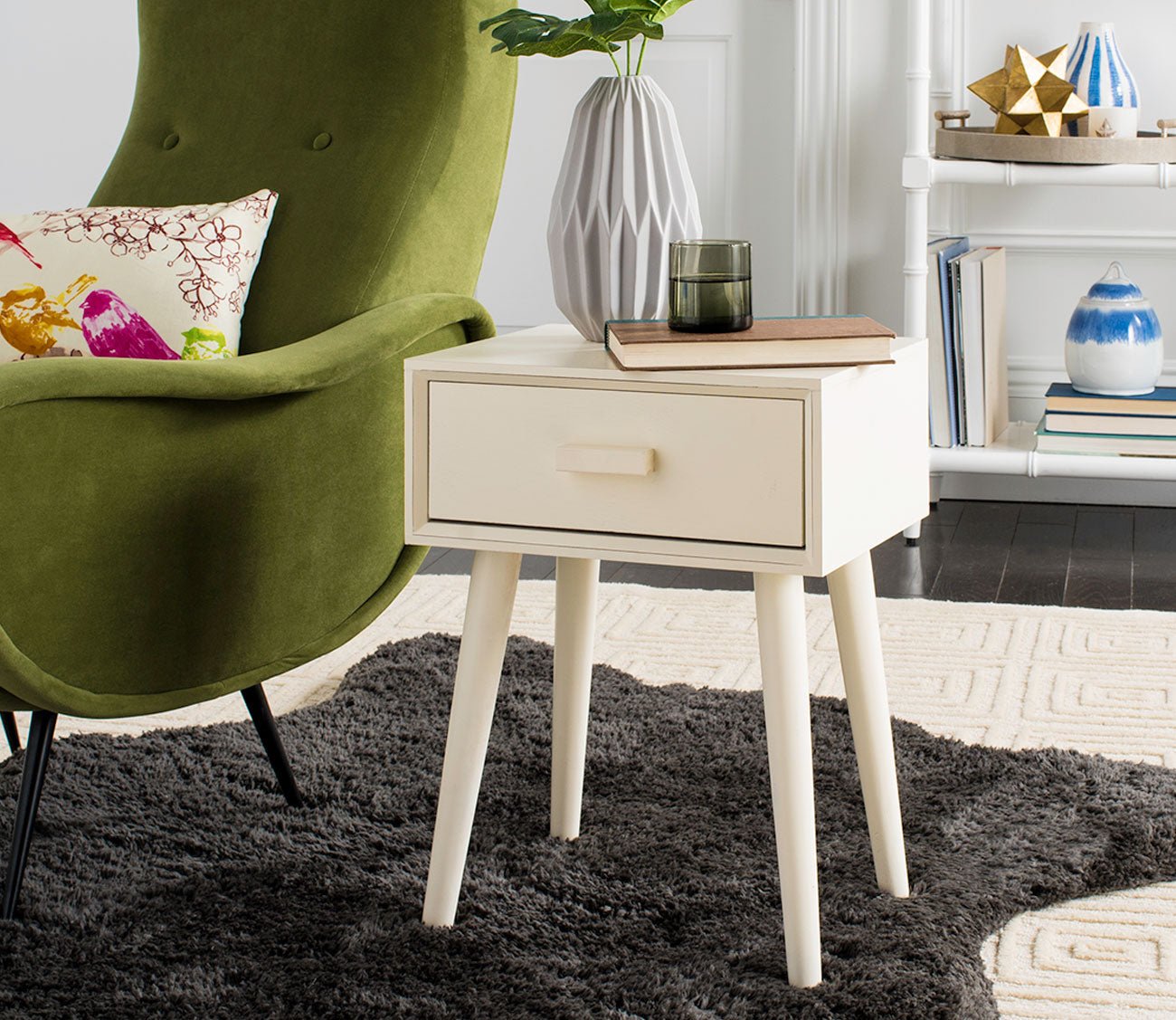 Safavieh Lyle 1-Drawer Side Table