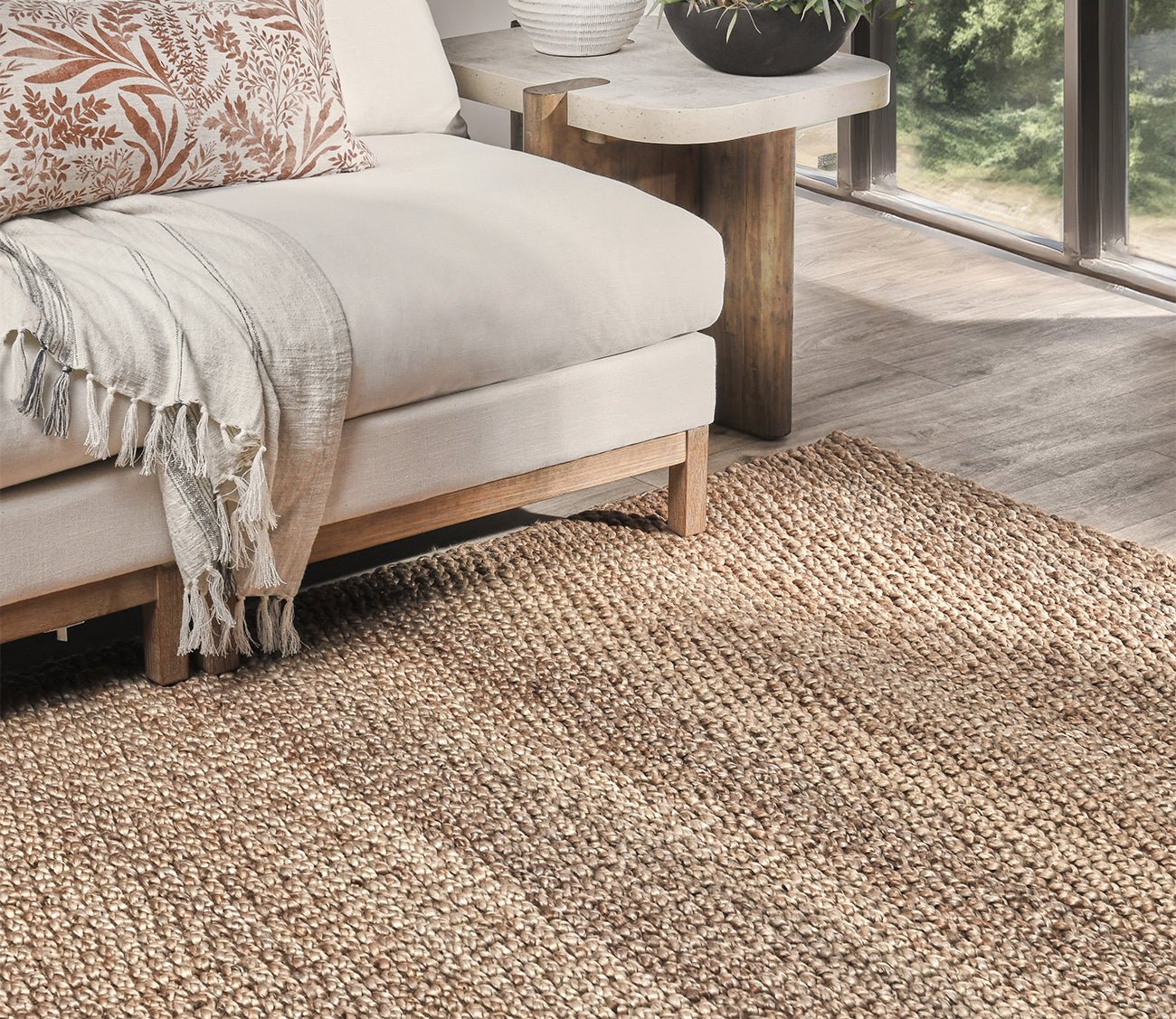 Villa by Classic Home Santa Cruz Jute Area Rug