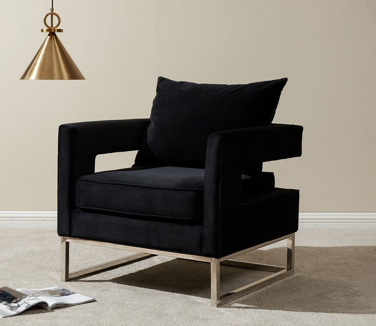 Safavieh Olivya Black Velvet Upholstered Club Chair