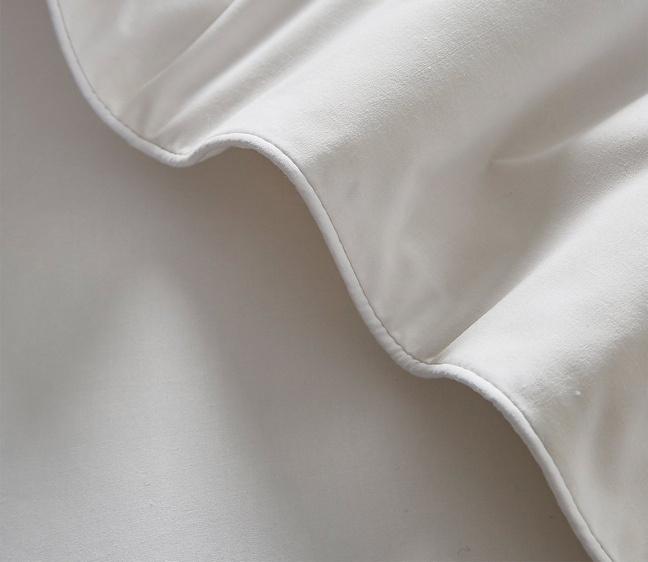 Farm To Home Organic Cotton All Season White Goose Feather and Down Comforter 4 Farm To Home Organic Cotton All Season White Goose Feather and Down Comforter