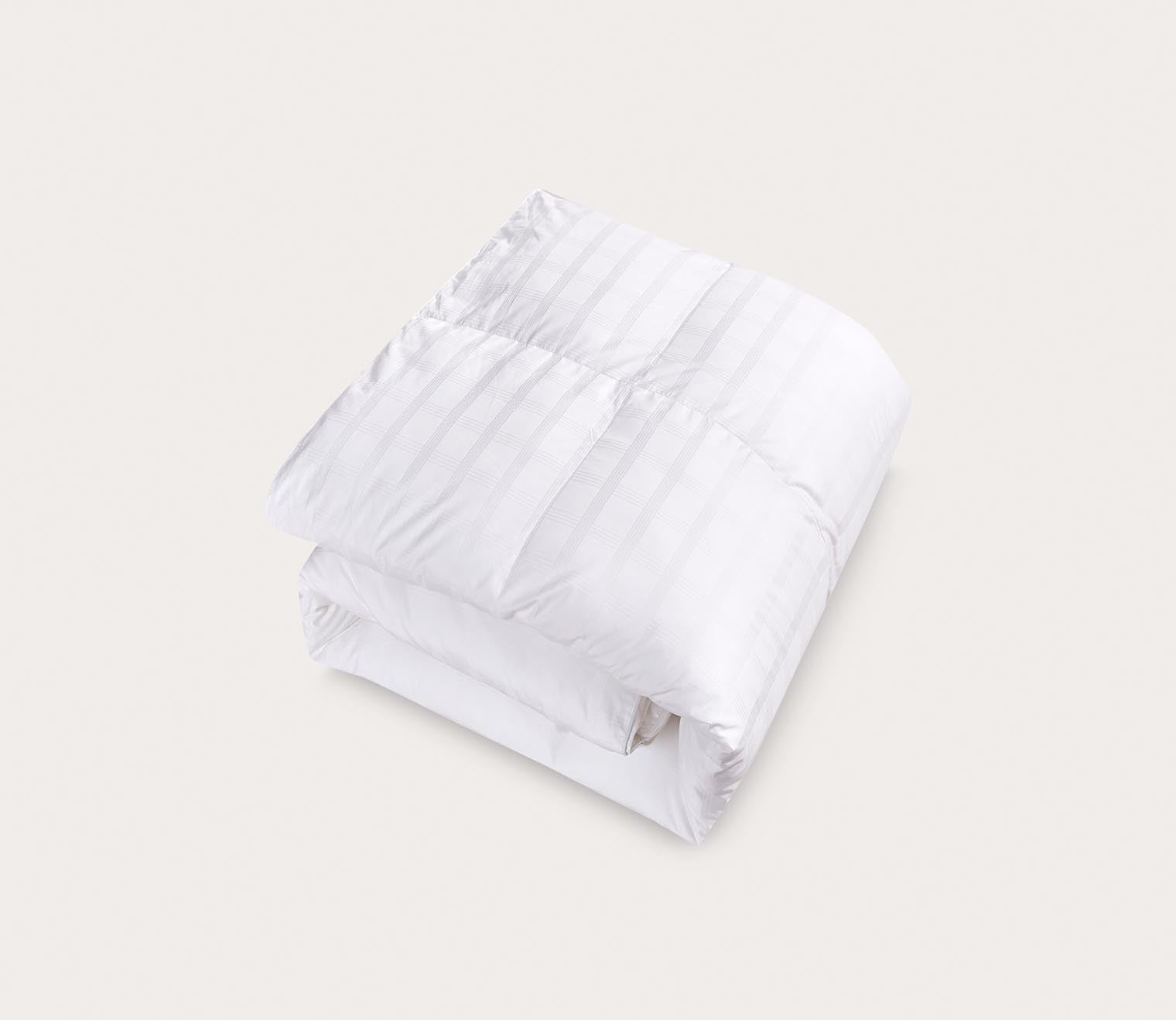 Blue Ridge Home Windowpane Duraloft Extra Warmth Down Alternative Comforter 8 Blue Ridge Home Windowpane Duraloft Extra Warmth Down Alternative Comforter