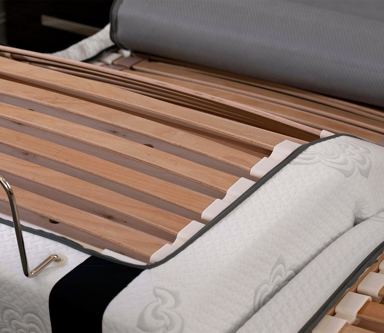 PranaSleep Elite Adjustable Slat Bed Base