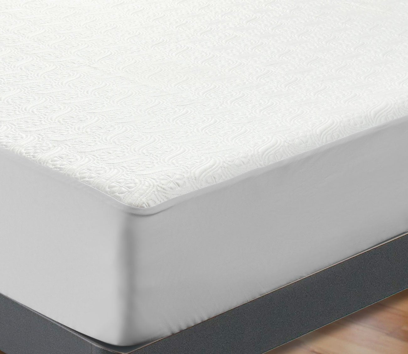 DreamFit DreamChill Waterproof Mattress Protector
