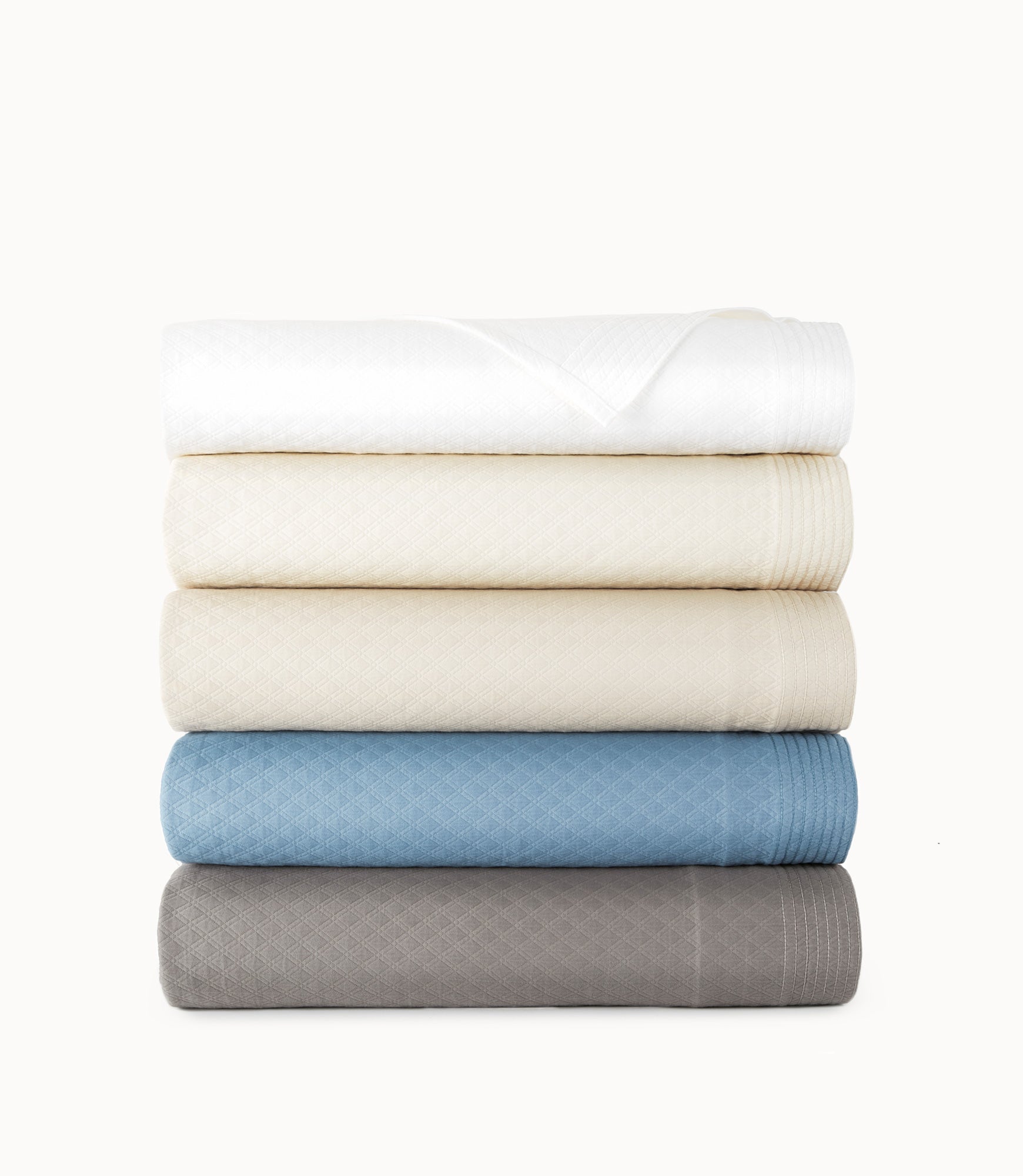 Alyssa Matelassé Coverlet