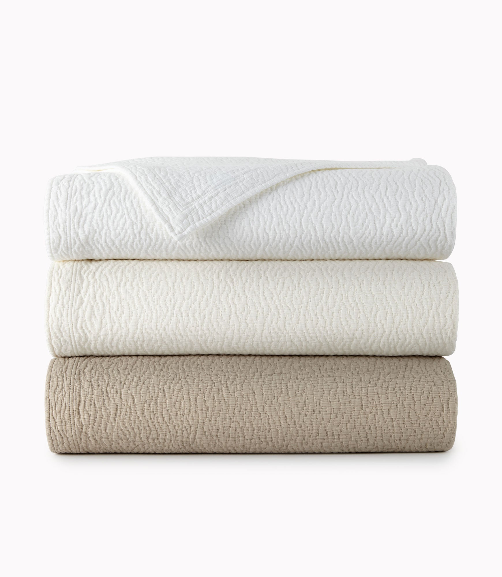 Mia Matelassé Coverlet