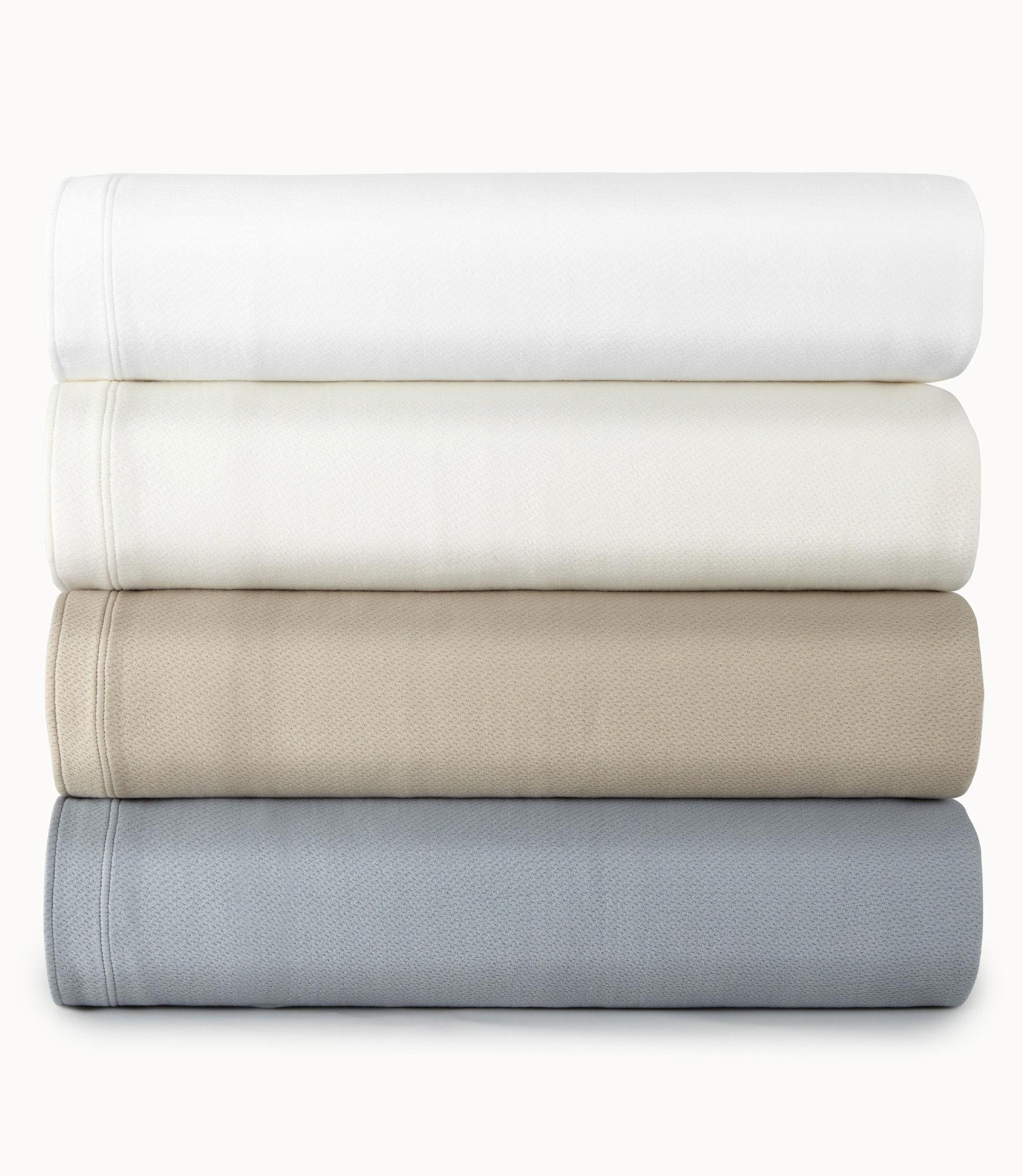 Angie Matelassé Coverlet 4 Angie Matelassé Coverlet