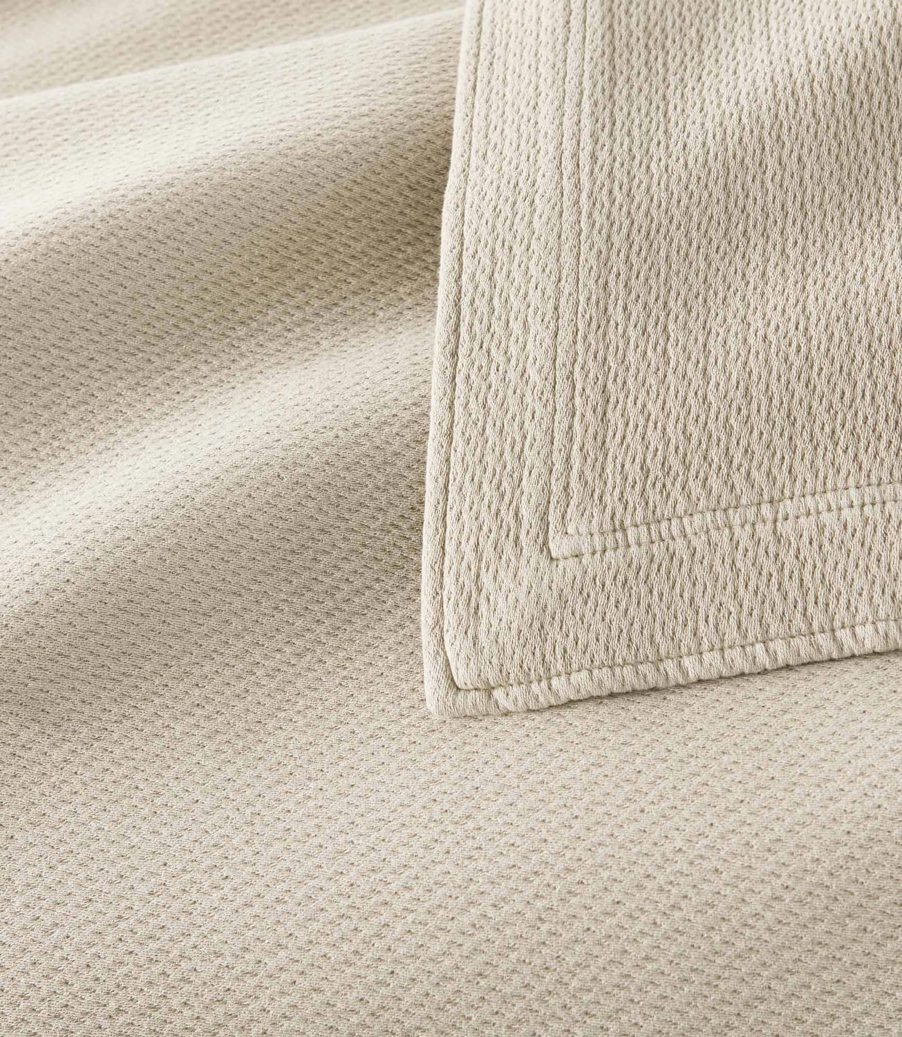 Angie Matelassé Coverlet 8 Angie Matelassé Coverlet