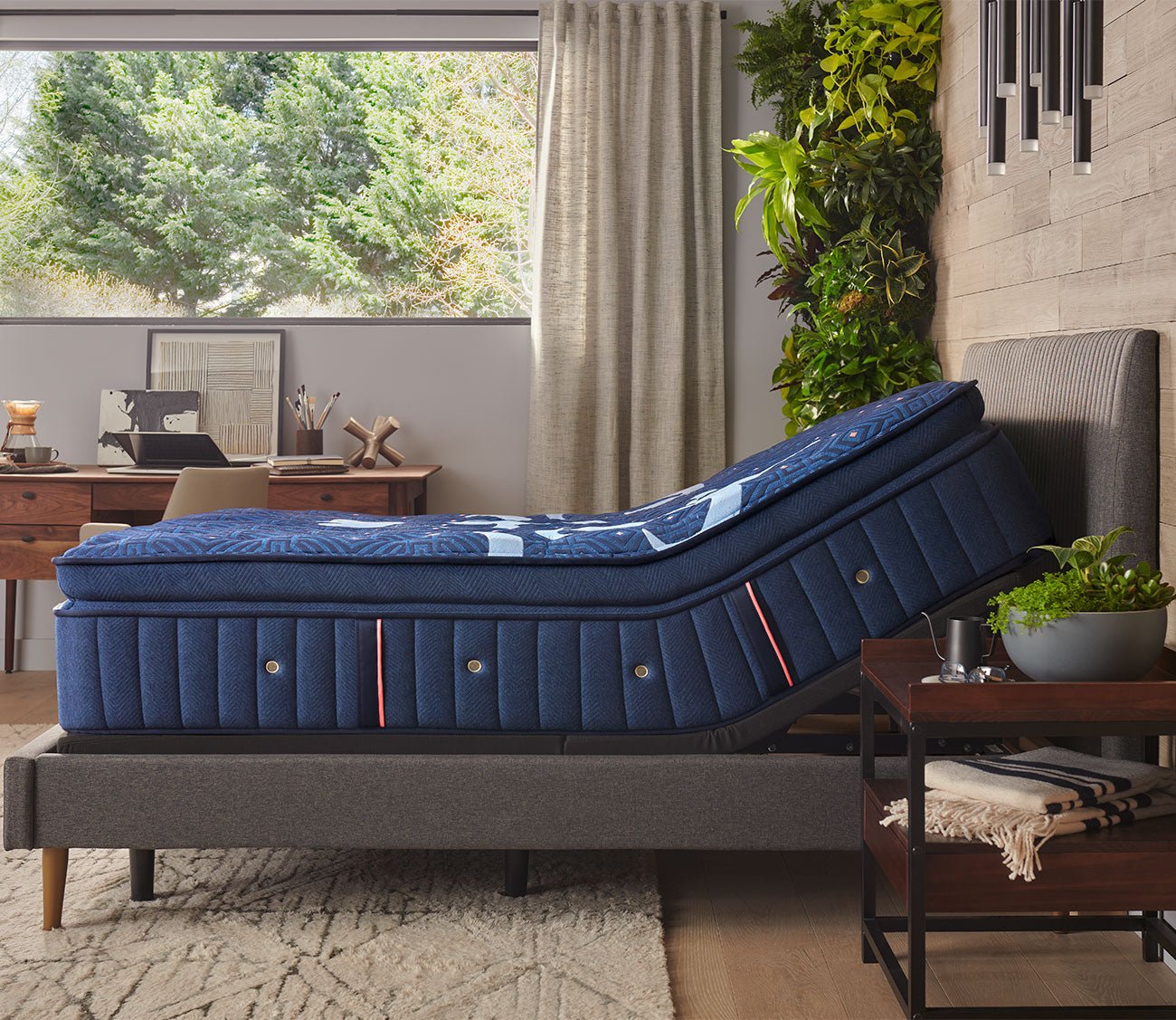 Stearns & Foster Lux Estate Plush Euro Pillow Top Mattress 3 Stearns & Foster Lux Estate Plush Euro Pillow Top Mattress