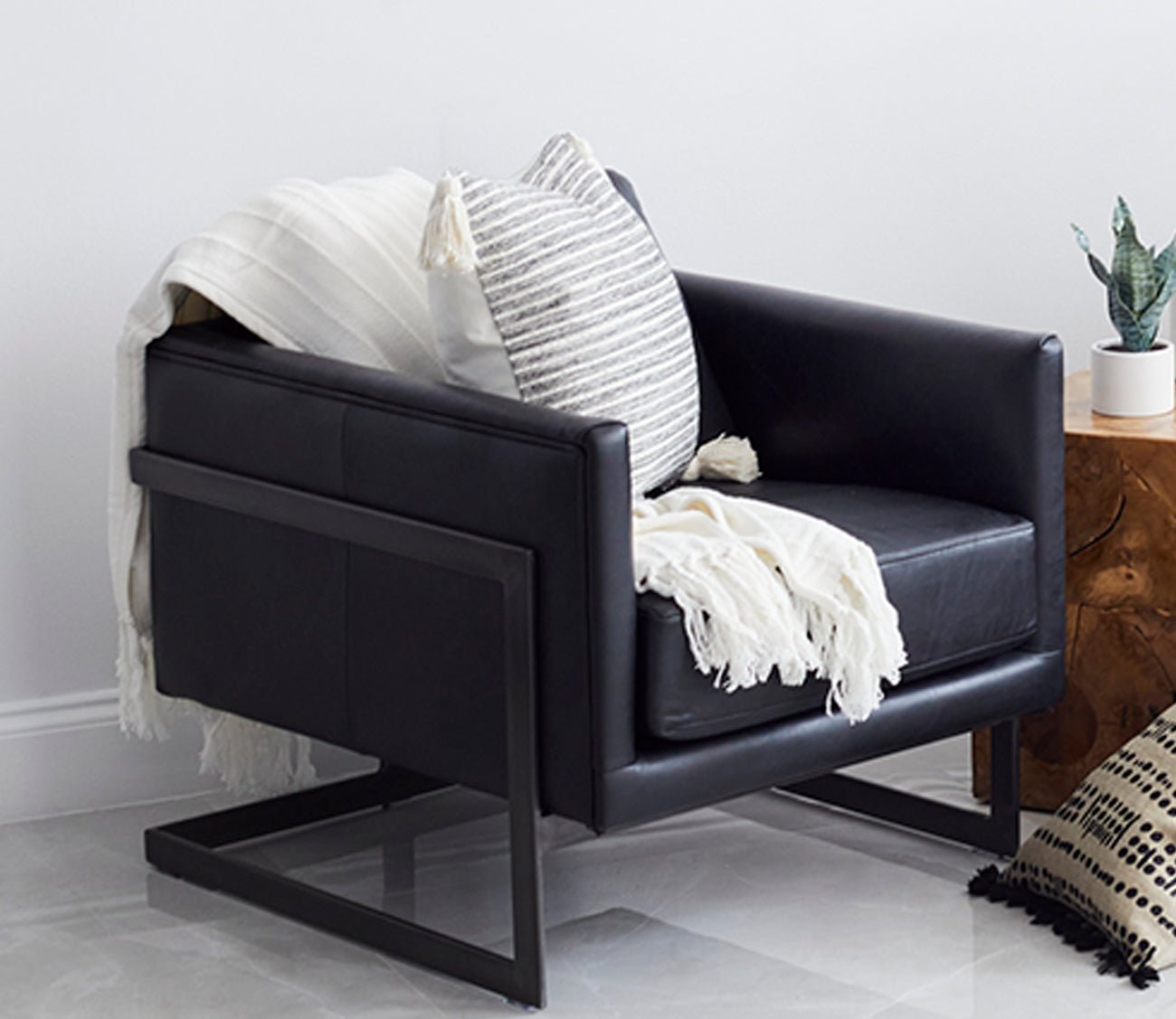 Moe's Furniture Luxley Iron Frame Upholstered Club Chair 15 Moe's Furniture Luxley Iron Frame Upholstered Club Chair