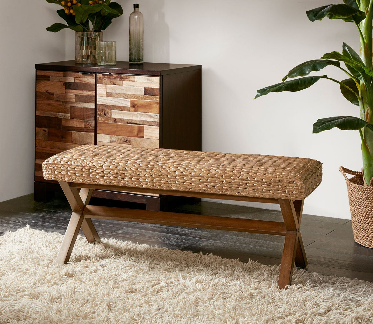 Ink & Ivy Seadrift Natural Woven Seagrass Accent Bench